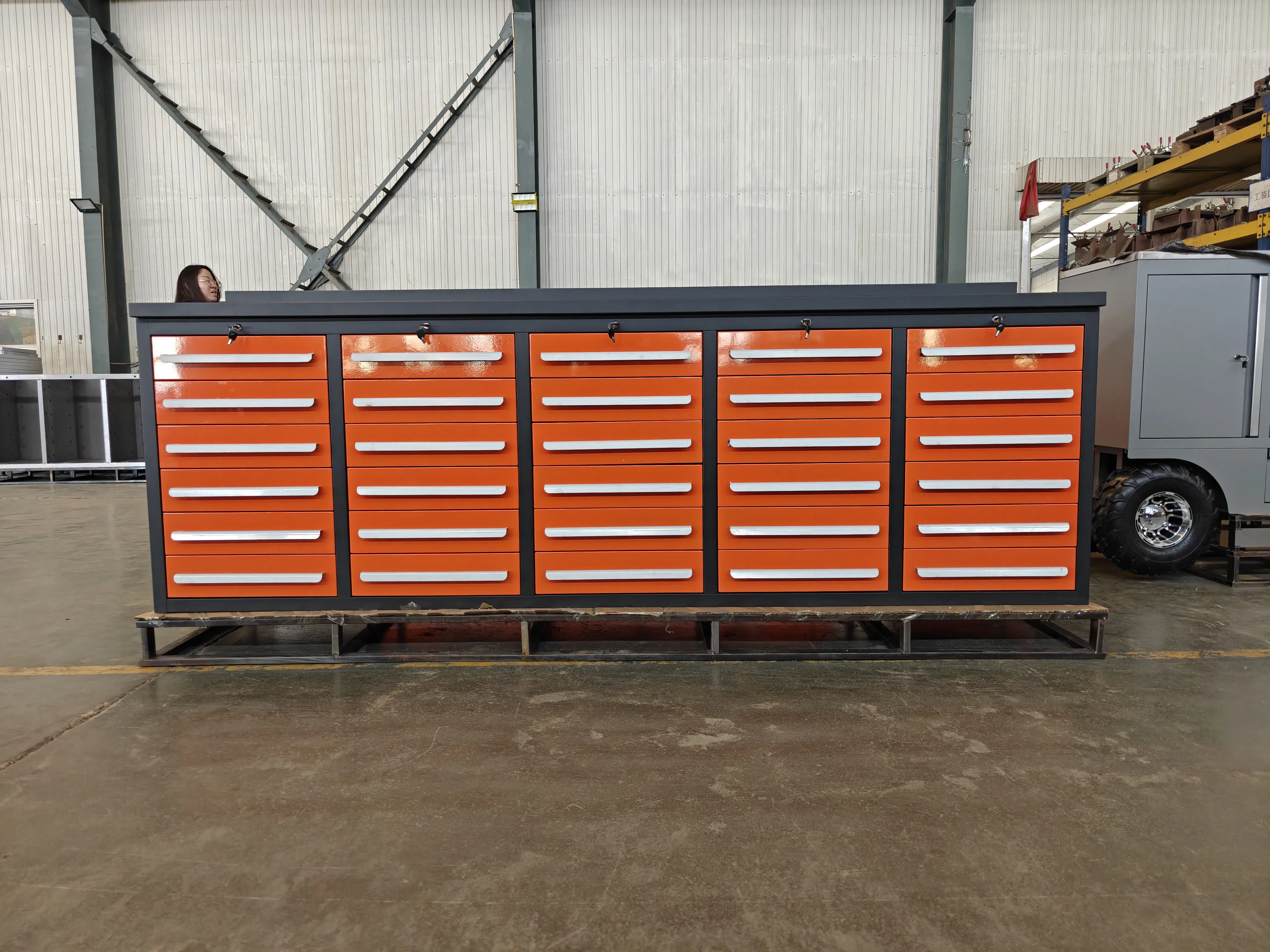Wat zijn de kenmerken van de Orange 30 Lade Workbench?