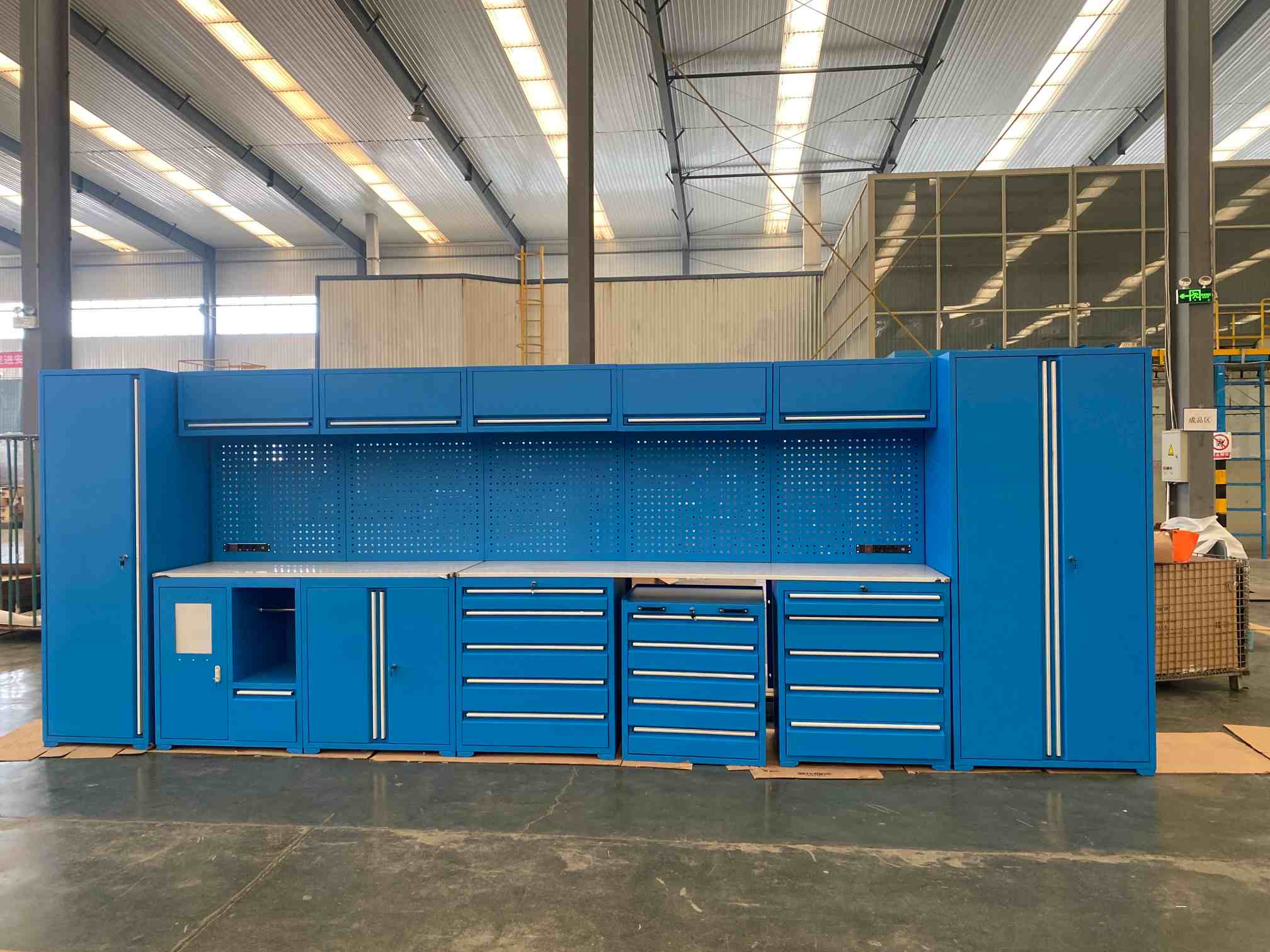 Zware garage opbergkast